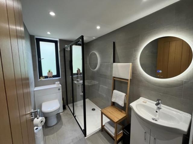 Crow'S Nest, Waverley Apartments Gourock Bagian luar foto
