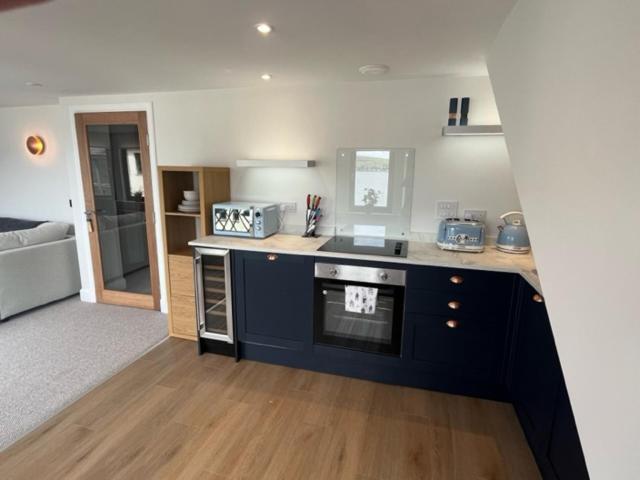 Crow'S Nest, Waverley Apartments Gourock Bagian luar foto